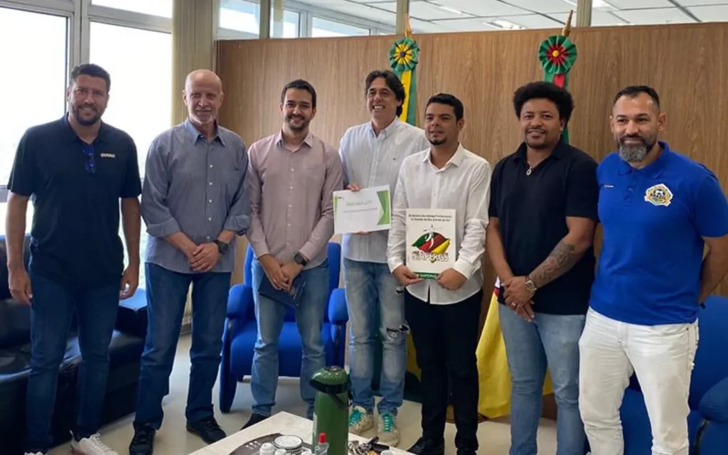 Diretoria do Siapergs reúne-se com o Secretario de Esporte do RS, Danrlei Deus Hinterholz