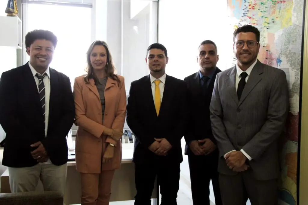 Diretoria do Siapergs prestigiando a posse do vereador Jonas Digaô
